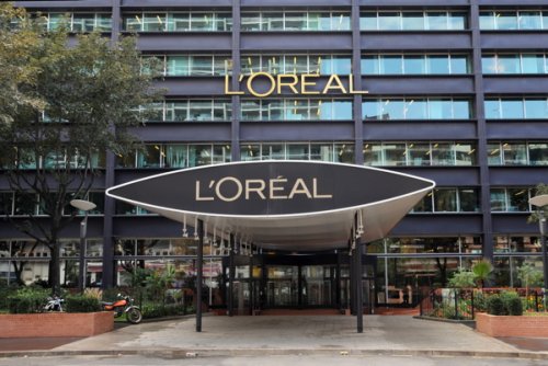 L'Oreal has signed an agreement with Prada. (Photo: © Aurore Maréchal /...