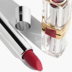 Chanel 31 Le Rouge : Un rouge à lèvres rechargeable dans un étui en verre (Photo : Courtesy of Chanel)