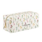 Pure Trade has created three cotton items - spray purse, toiletry bag and shopping bag - with a floral decoration for the Coach Fragrance 2023 collection