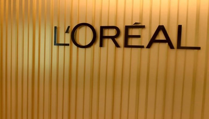 L'Oréal wants all their plastic packaging to be recycled or bio-based by 2030