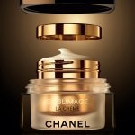 Un pot de soin rechargeable pour le soin Sublimage de Chanel